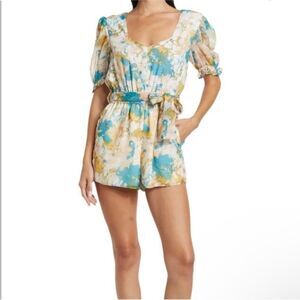 WALTER BAKER | NEW Weslie Water Lily Floral Puff Sleeve Romper Women’s Size XL